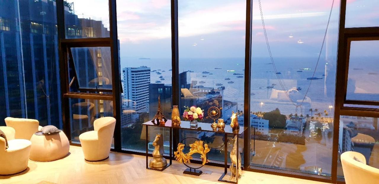 The Base Central Pattaya Quiet King-Bed With Infinity Pool & Free Netflix! Bagian luar foto
